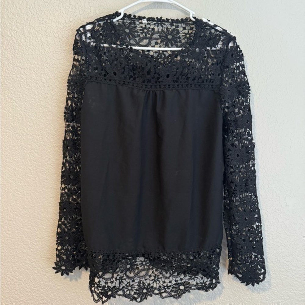 Black Lace Long Sleeve Top
